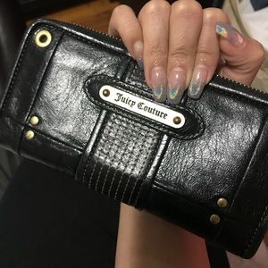 JUICY LEATHER WALLET